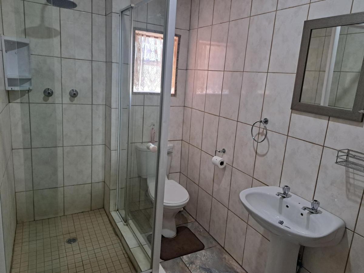 Villa Lin-Zane Vryburg Ngoại thất bức ảnh