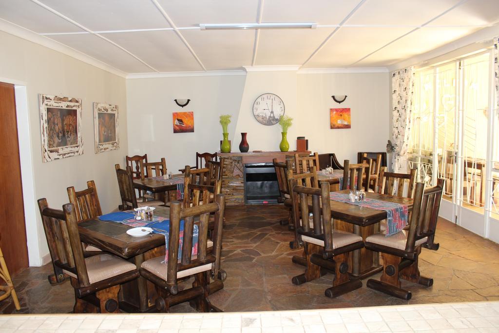 Villa Lin-Zane Vryburg Ngoại thất bức ảnh
